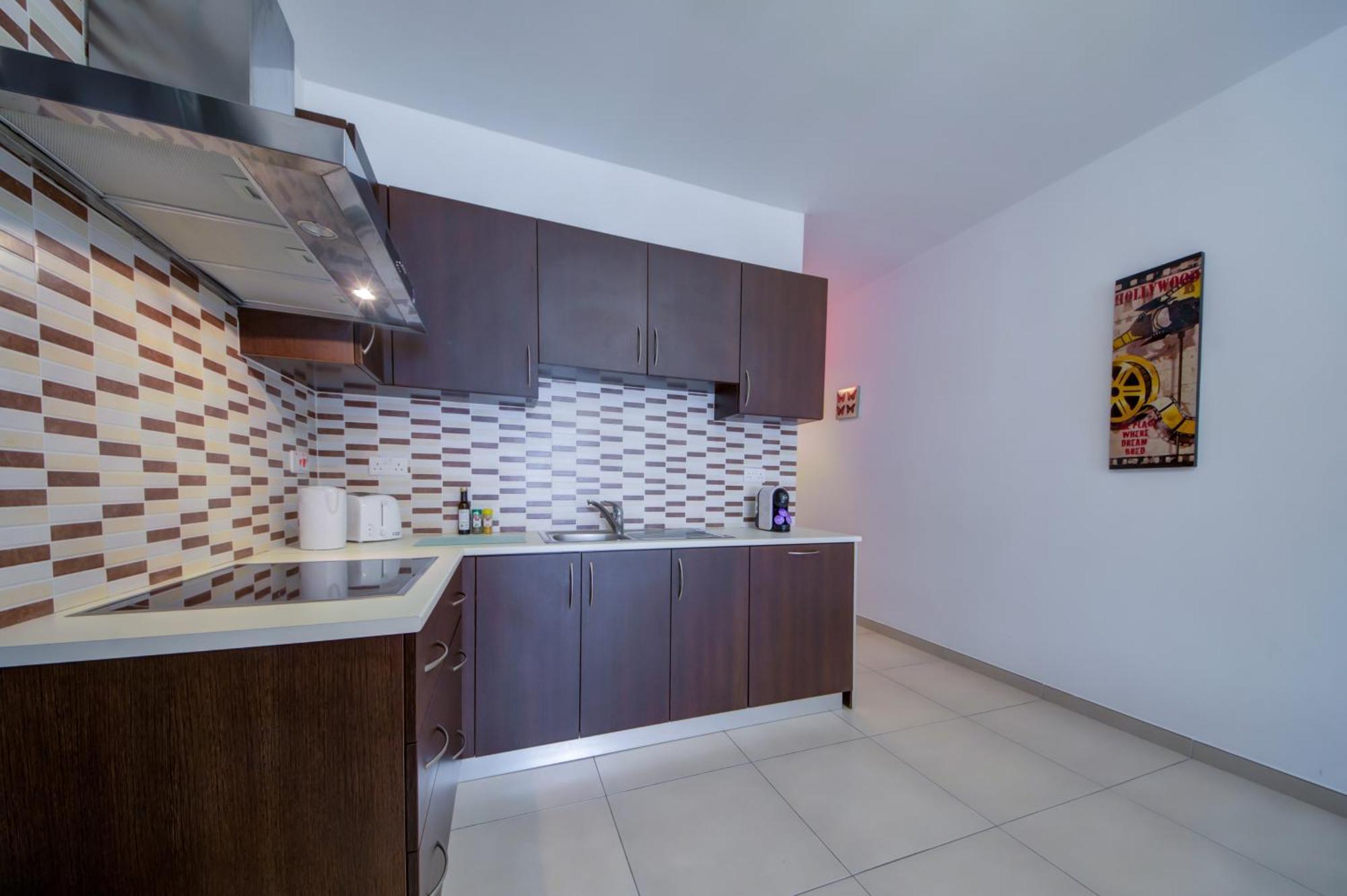 Prime Location, Modern Apartment In St Julian'S, Paceville, Apt 8 By Vaganza Saint Julian's Exteriér fotografie